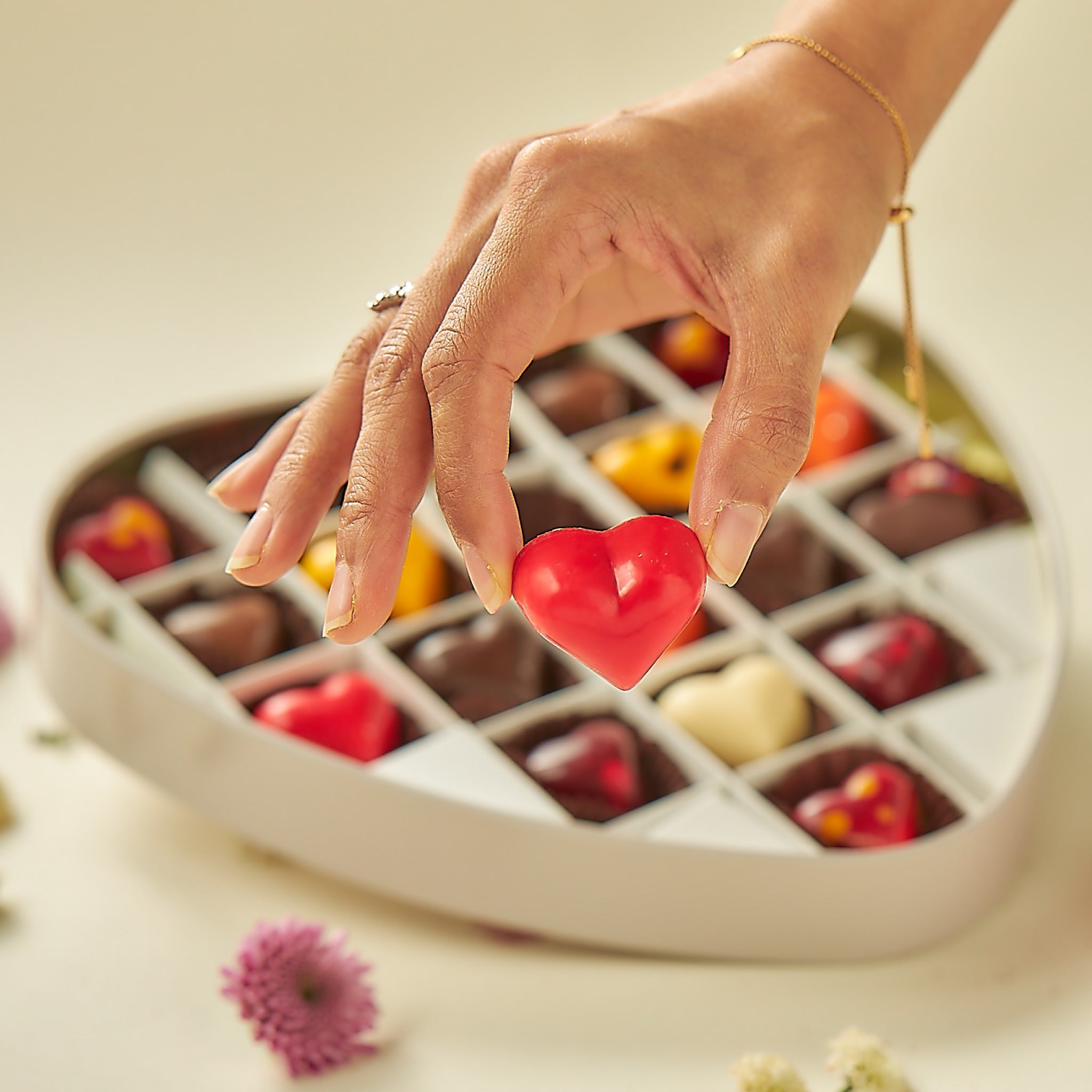 Celebrate Valentine’s Week the SMOOR way!