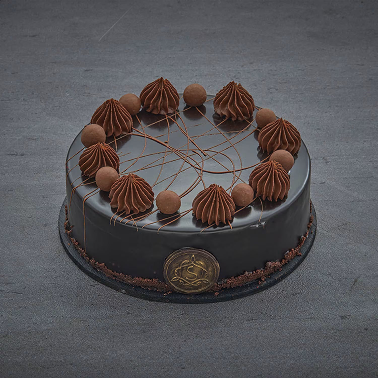 Choco - Truffle Cake (Eggless) 1 Kg