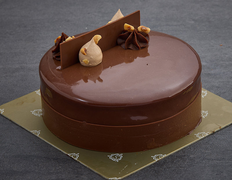 Baileys x SMOOR: Hazelnut Chocolate Cake