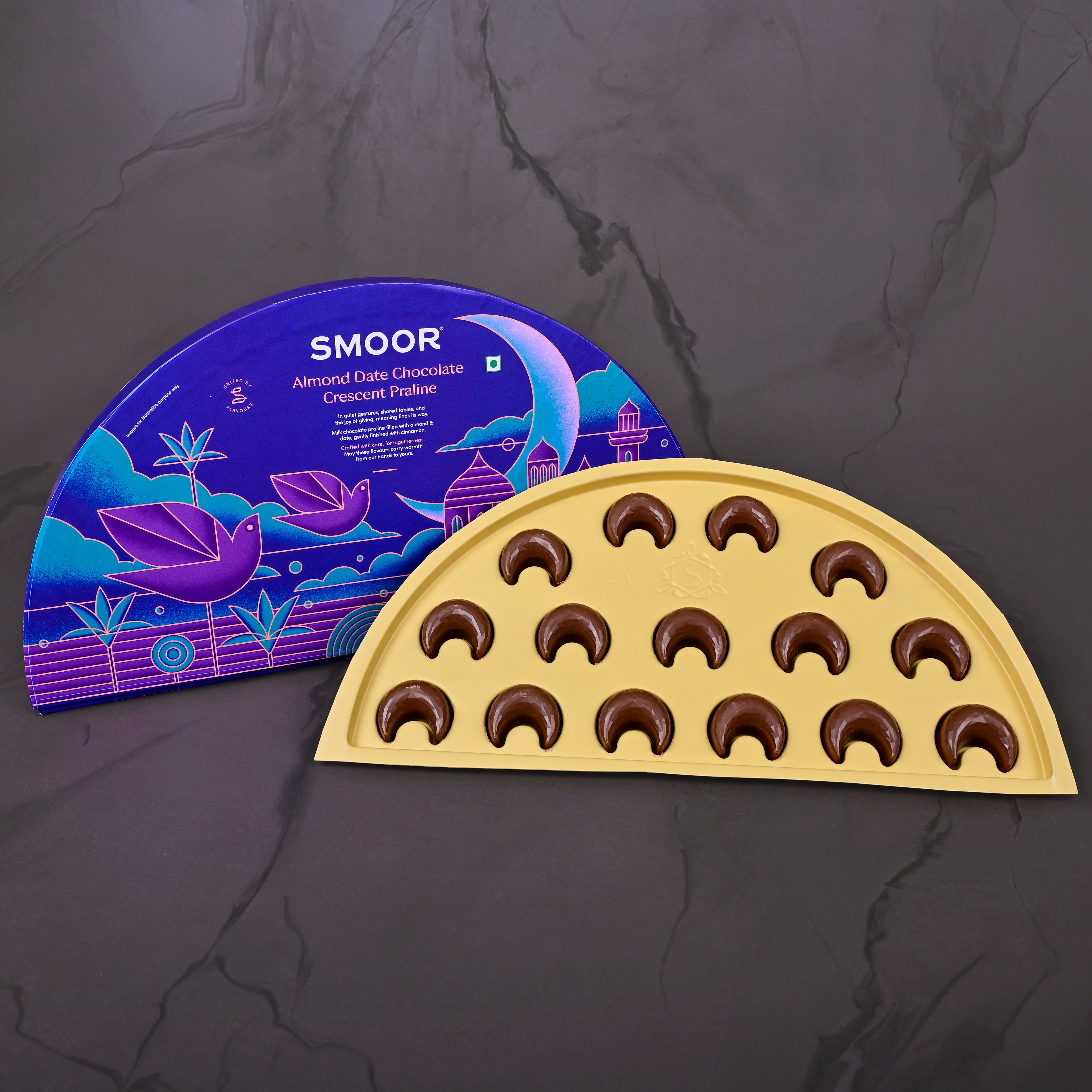 DATE & CINNAMON PRALINE (PACK OF 15 )