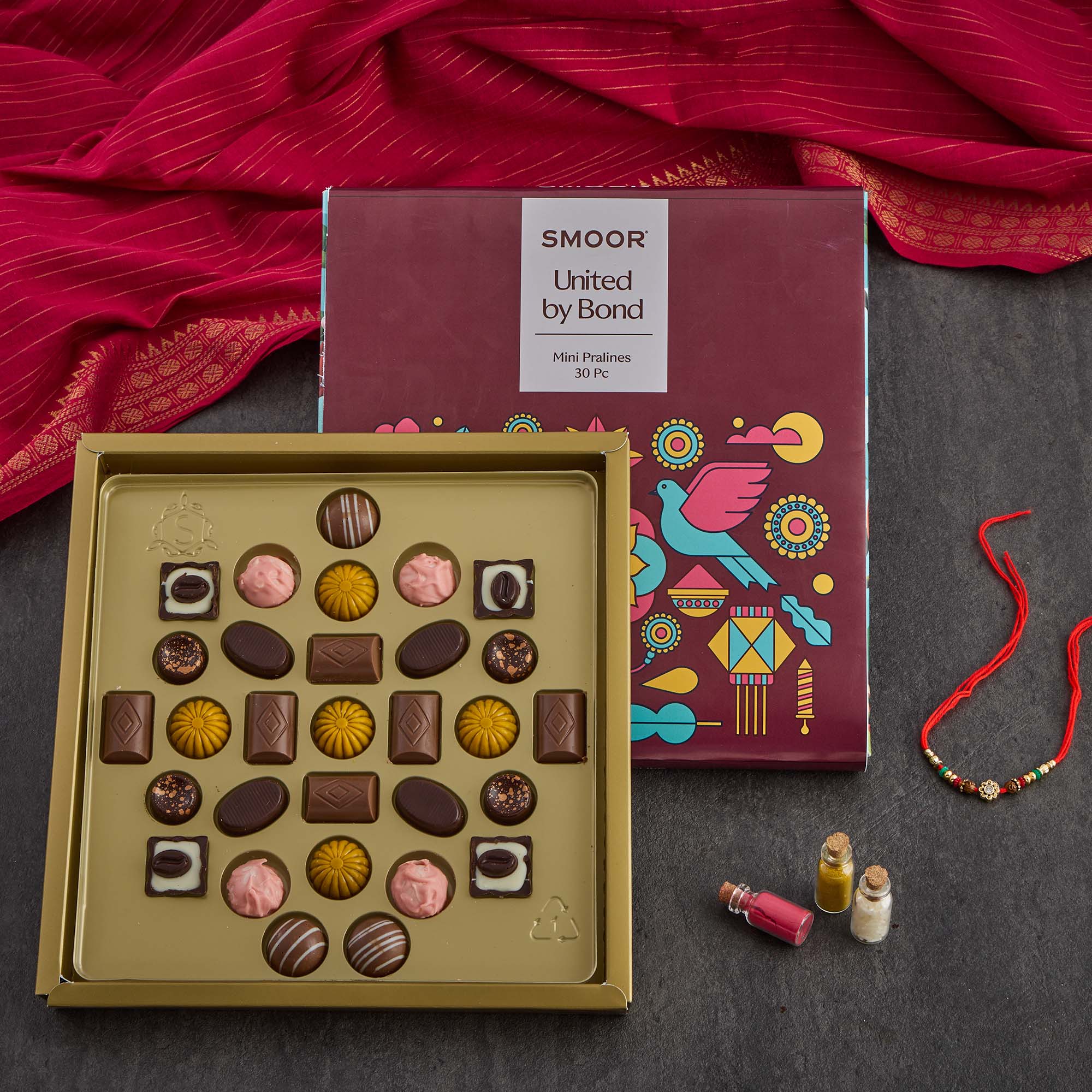ASSORTED MINI PRALINES (BOX OF 30)