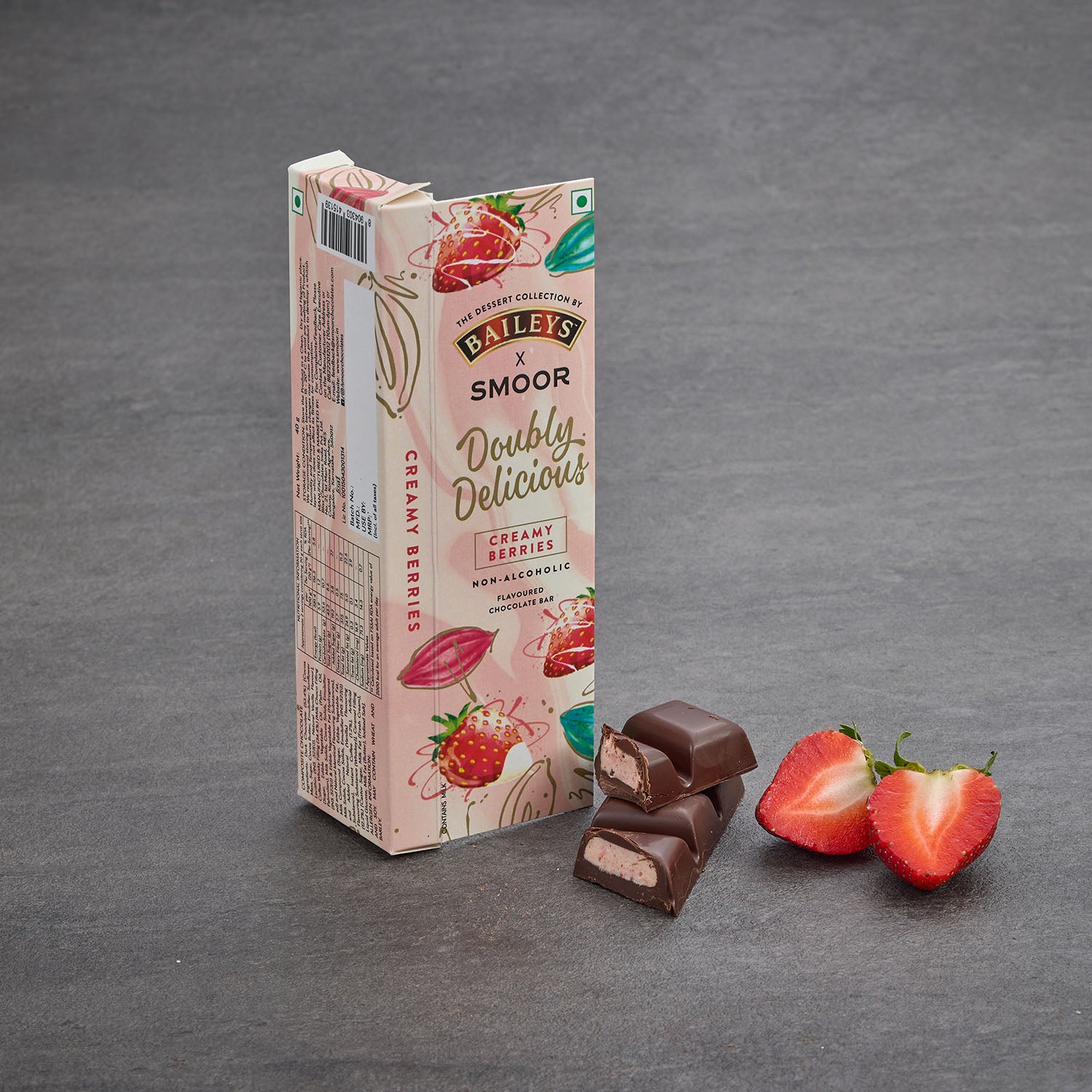 Baileys x SMOOR: Creamy Berries Chocolate Bar