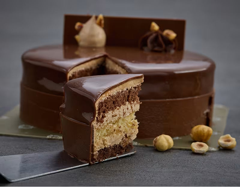 Baileys x SMOOR: Hazelnut Chocolate Cake