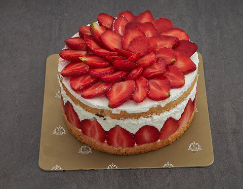 Strawberry Classic Custard Cake